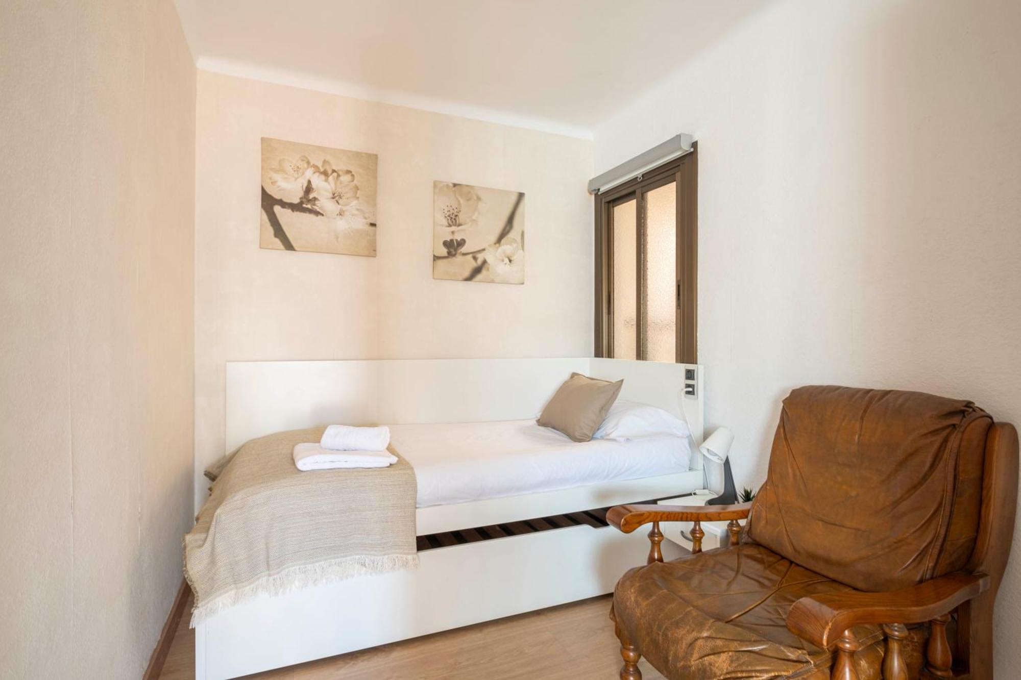 דירות סנט אדריה דה בסוס 5 Min To The Sea And 15 Min To Barcelona Center מראה חיצוני תמונה