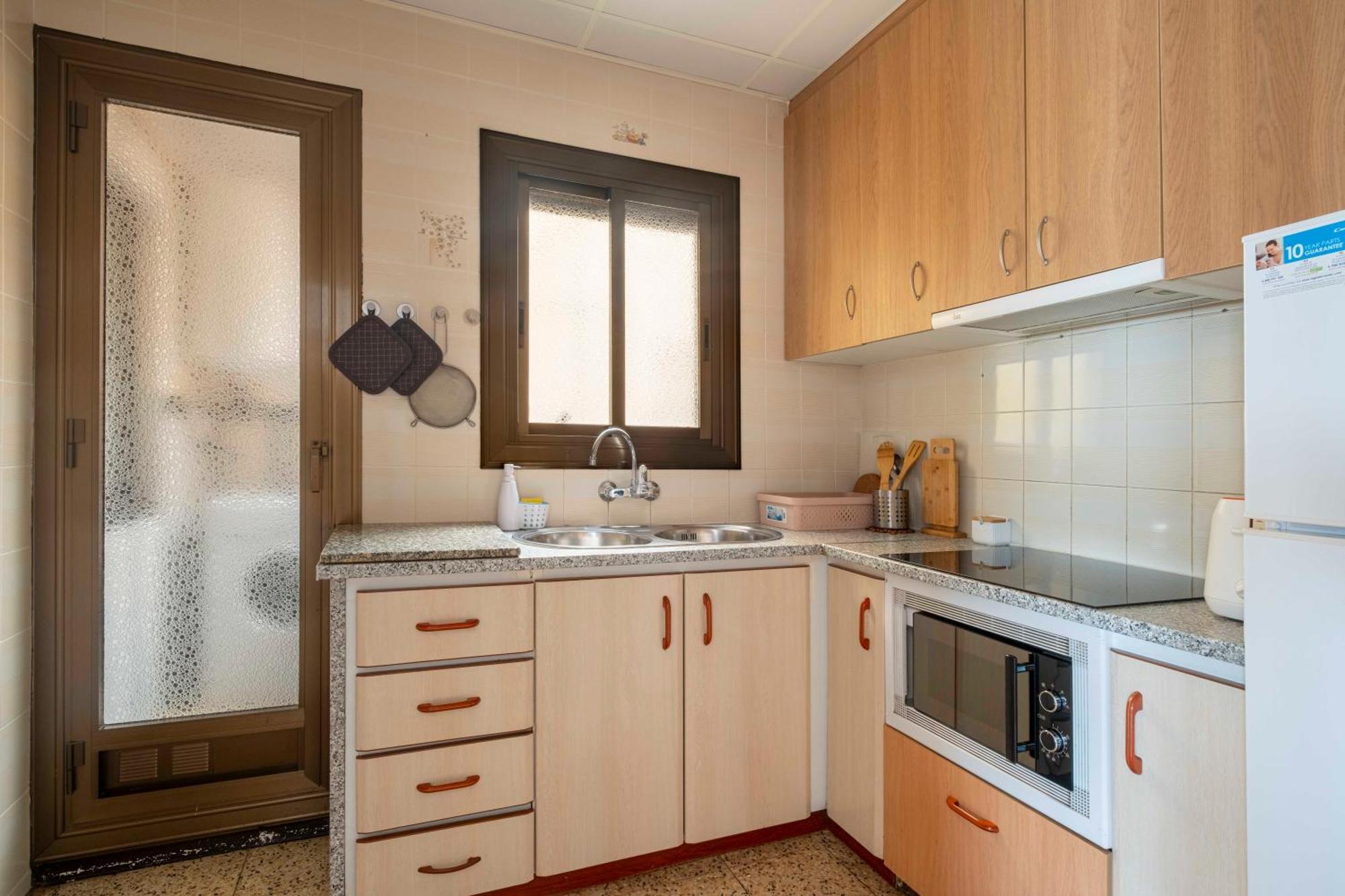דירות סנט אדריה דה בסוס 5 Min To The Sea And 15 Min To Barcelona Center מראה חיצוני תמונה