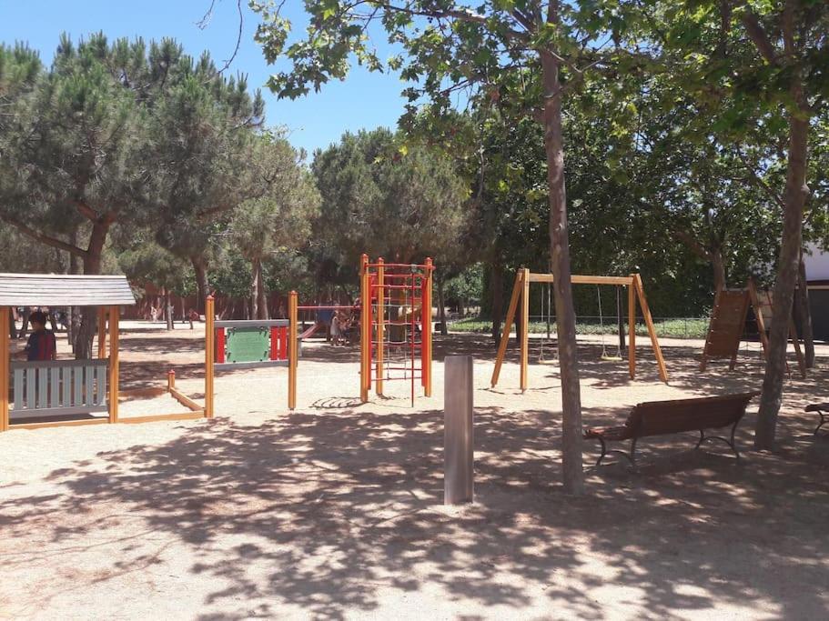 דירות סנט אדריה דה בסוס 5 Min To The Sea And 15 Min To Barcelona Center מראה חיצוני תמונה